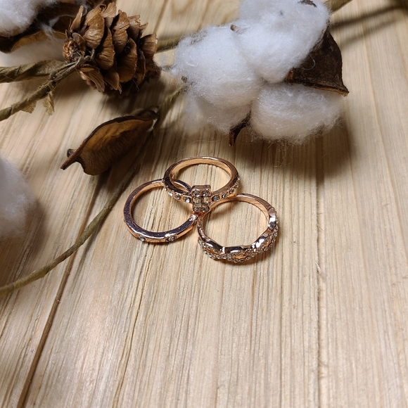 ๐๐BACK IN STOCK!๐๐3 PC Rose Gold Plated ring - Picture 3 of 12